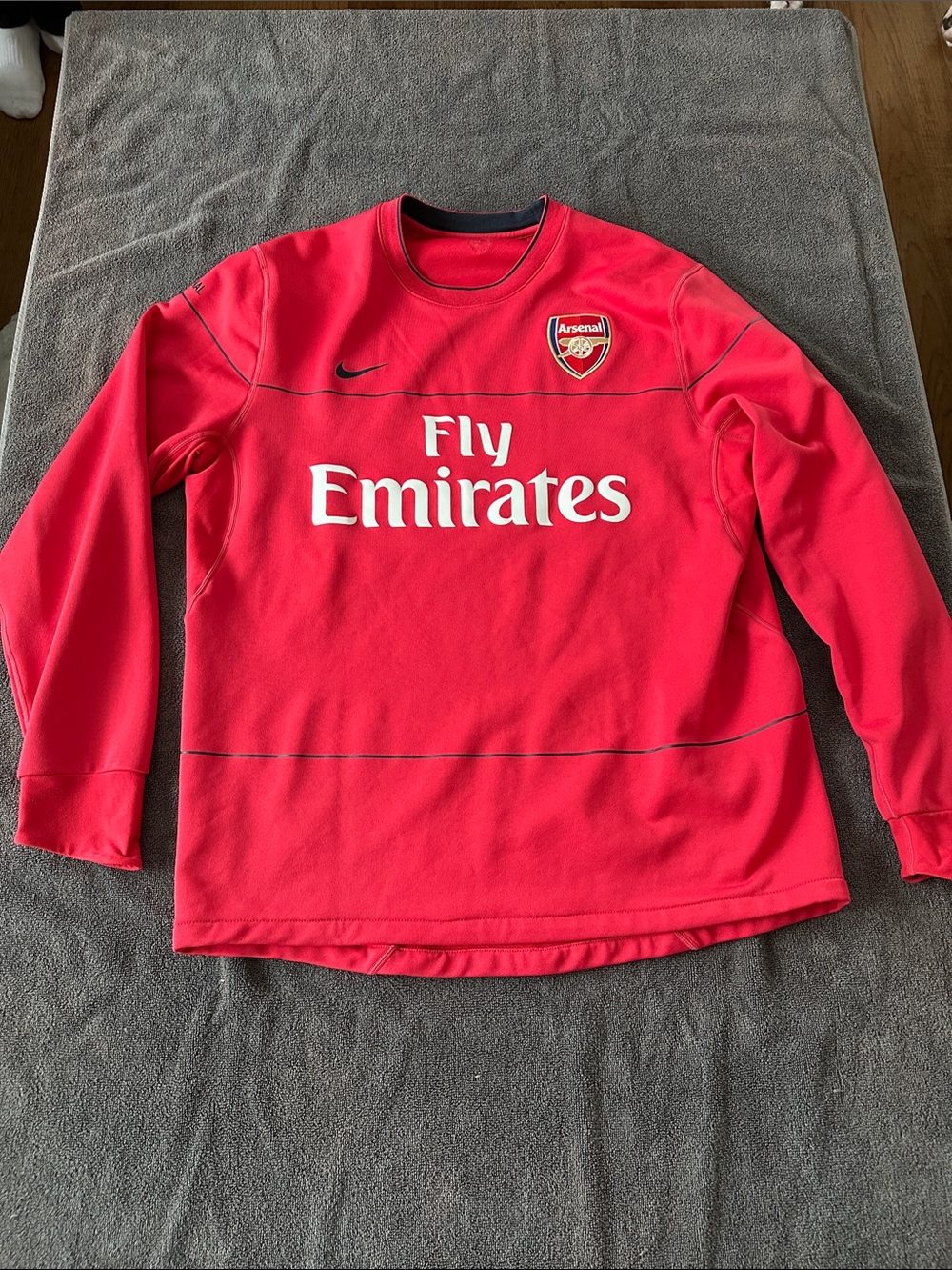Nike Kids Red Arsenal Fly Emirates Long Sleeve Jersey